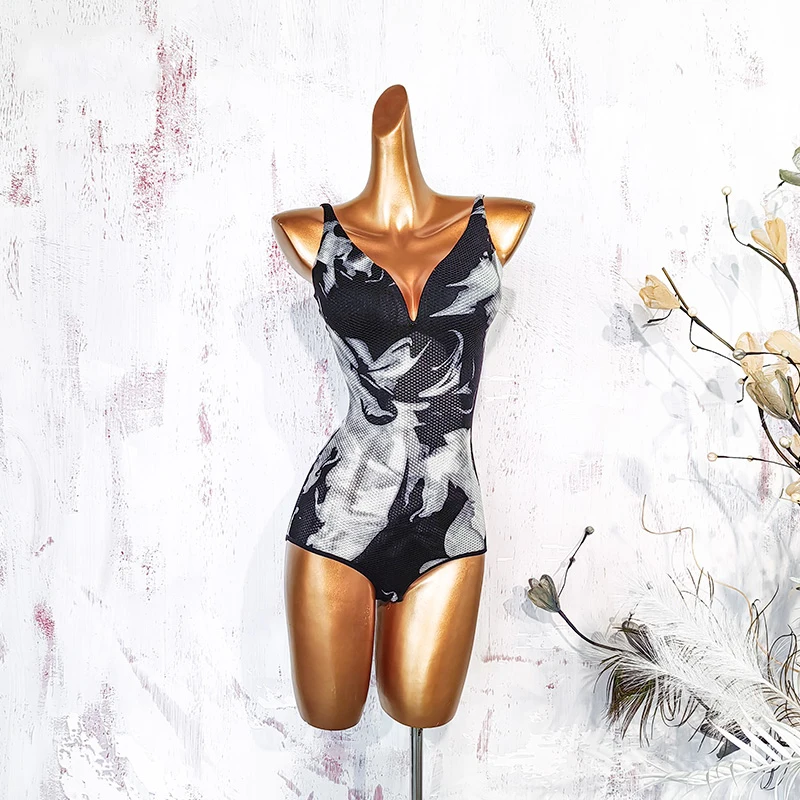 Latin Danskostuums Competitie Outfits Vrouwen Print V-hals Jumpsuit Rode Fringe Rok Dansvoorstelling Kleding Dragen DN21373