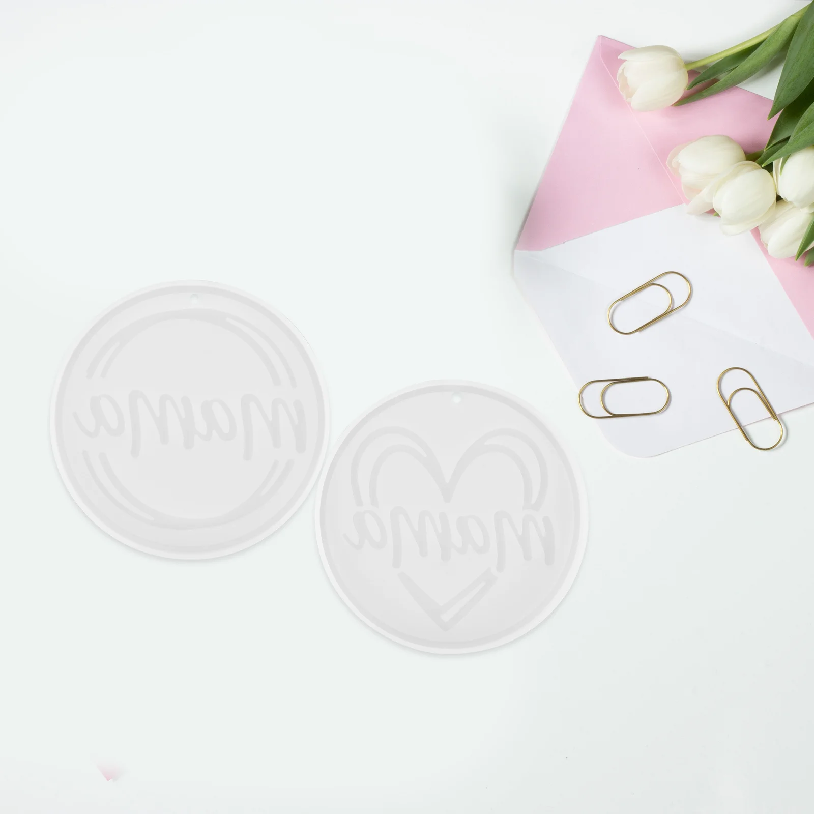 

2Pcs Mom Silicone Molds for DIY Keychain Pendant Necklace Crafts Mother's Day Presents Mom Words Silicone Molds