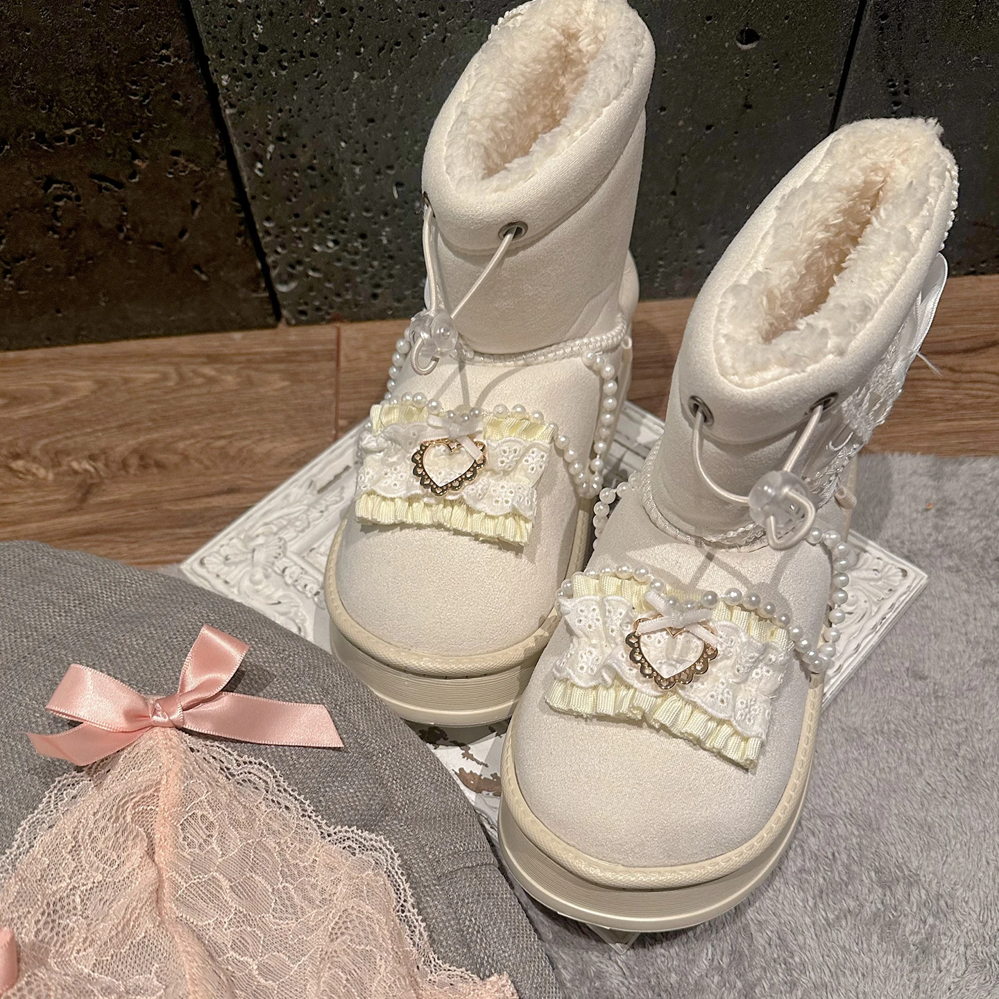 

Pinkyo Original Beige Pearl Short Boots Lolita Girl Bow Lace Lace Love Sweet Style Cute Snow Boots