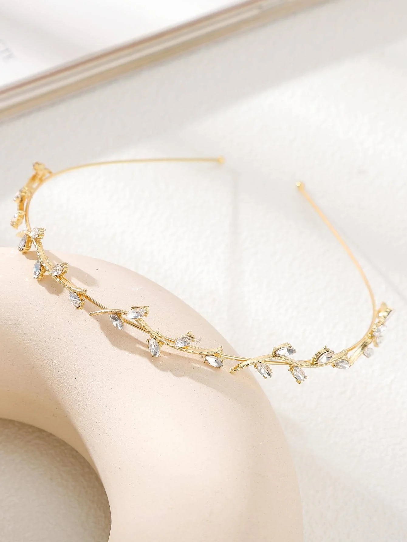 

Gold Tone Rhinestone Vine Style Headband For Women Hair Accessories