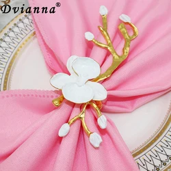 6Pcs White Plum Blossom Napkin Rings Gold Napkin Holder Floral Serviette Buckles for Wedding Thanksgiving Dinner Table Decor