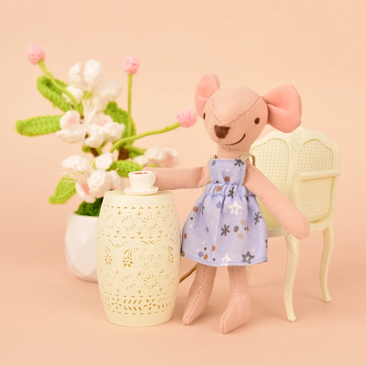 H-13Cm Play House Toy with Changeable Mouse with Blue Overalls and Suspender Skirt Suitable for Bjd Ob11 Maileg Toy House Ornaments Children's Day Gift Birthday Gift