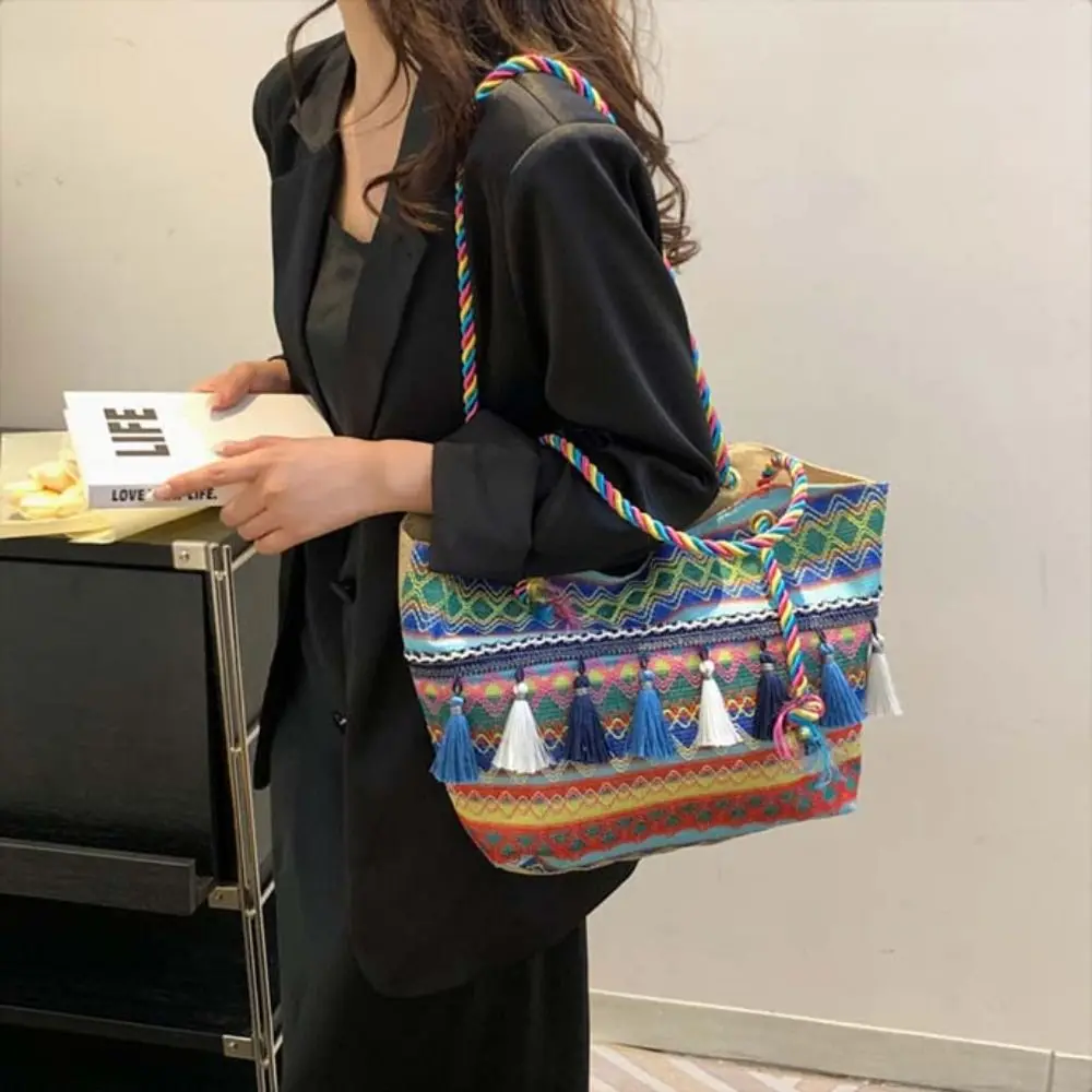 Tassel Ethnic Style Shoulder Bag Stripe Zipper Embroidery Tote Bag Makeup Lipstick Bag Korean Style Canvas Colorful Handbag