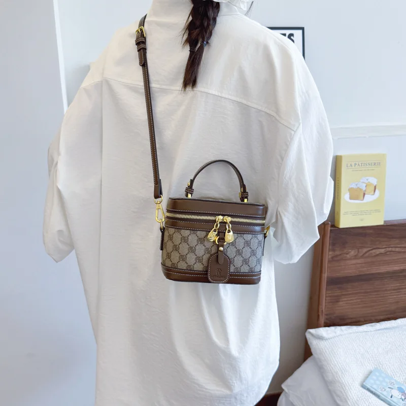 

2025 Summer Light Luxury Mini Square Bag, Genuine Leather Crossbody Shoulder Purse, Chic Versatile New