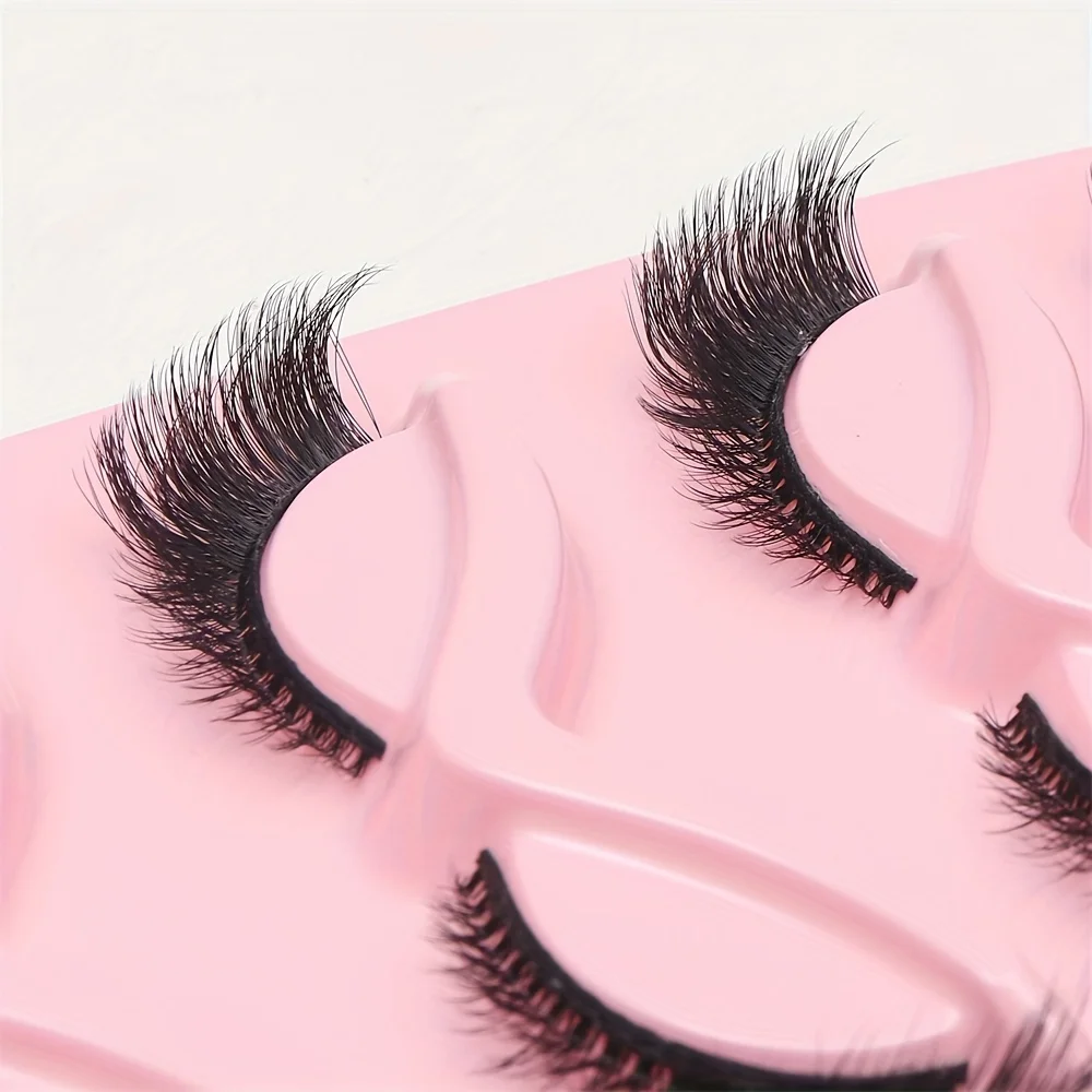 5 Pairs Wispy Cat Eye Lashes - Hypoallergenic, Long & Thick False Eyelashes For A Dramatic Look