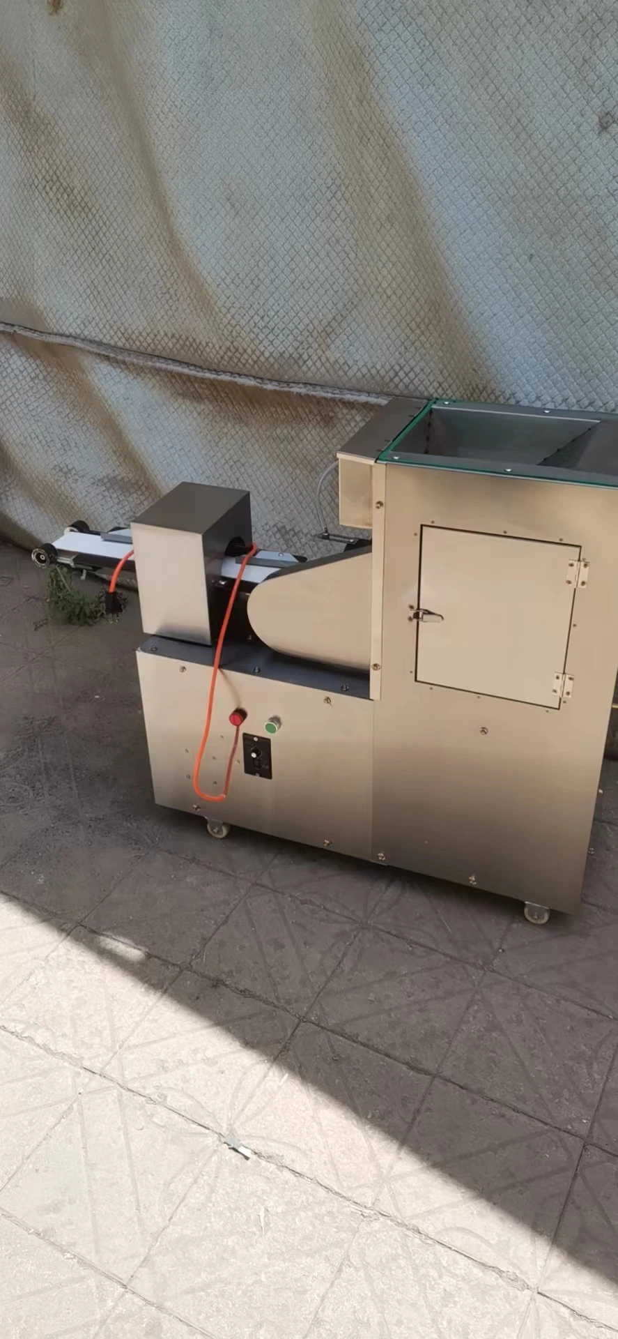 Crispy Snack Food Processing Machine Bread Twisting Machine Automatic Fried Dough Twist Machine