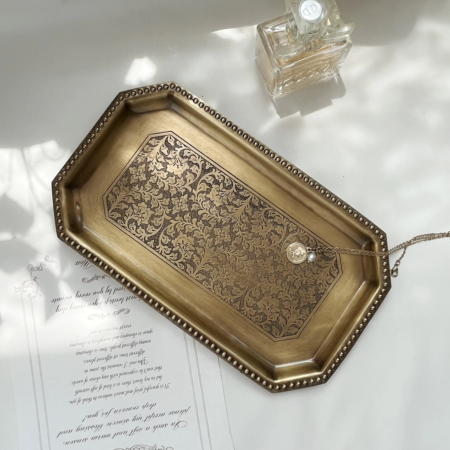 Imported Brass Storage Plate Carved Aromatherapy Organizer Palace Ornament Snack Tray Vintage Dish Decorative Serving Plate