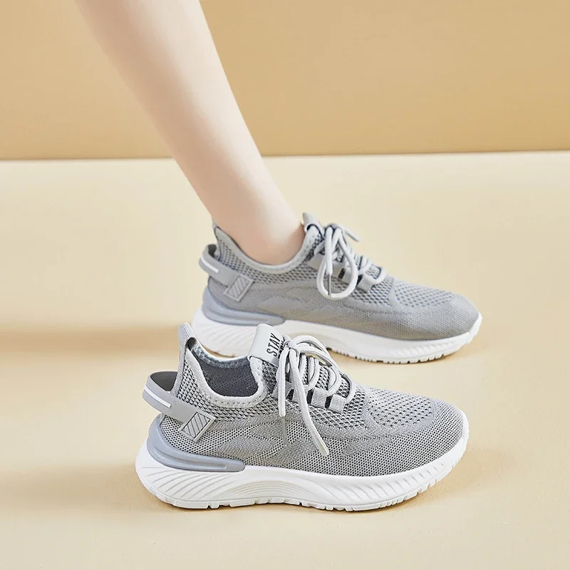 Vrouwen Sneakers Nieuwe Zomer Ademende Platform Mesh Schoenen Voor Vrouwen Beknopte Slijtvaste Lichtgewicht Hardloop Vrouwen Casual Schoenen