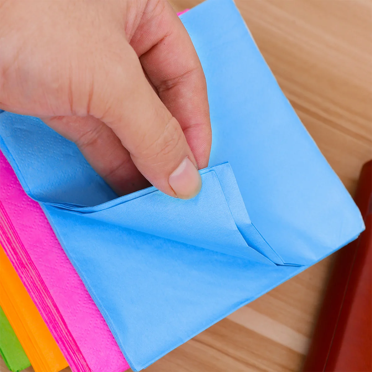 80 قطعة منديل مناديل بلون واحد مناديل للاستعمال مرة واحدة مناديل مربعة لحفلات الزفاف وحفلات أعياد ميلاد الأطفال