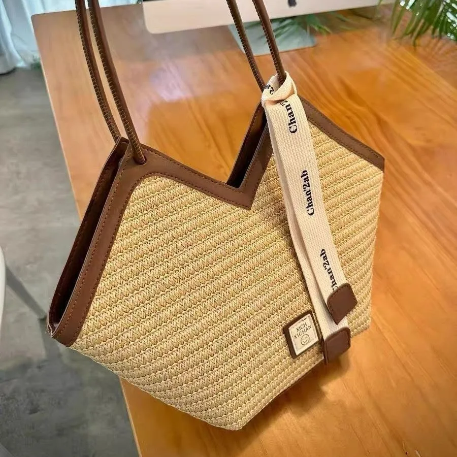 

2024 New Portable Commuter Shoulder Bags Casual Large Capacity Shopper Bags Women Woven Handbags Summer Travel Beach Straw Bag