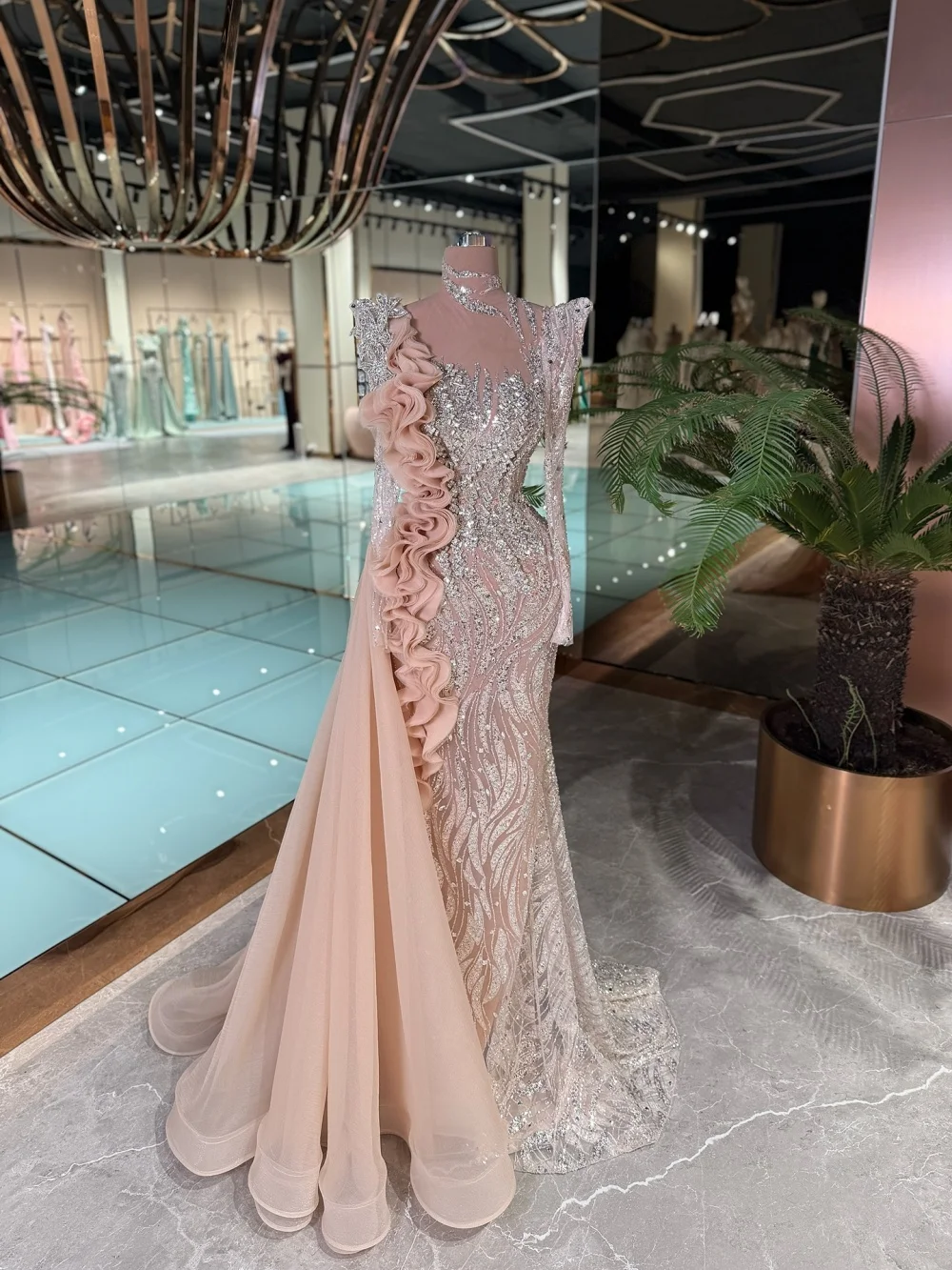 Charming Detachable Skirt Evening Dress Classic Long Sleeved Evening Gown Elegant 3D Flower Crystal Floor Length Party Gown