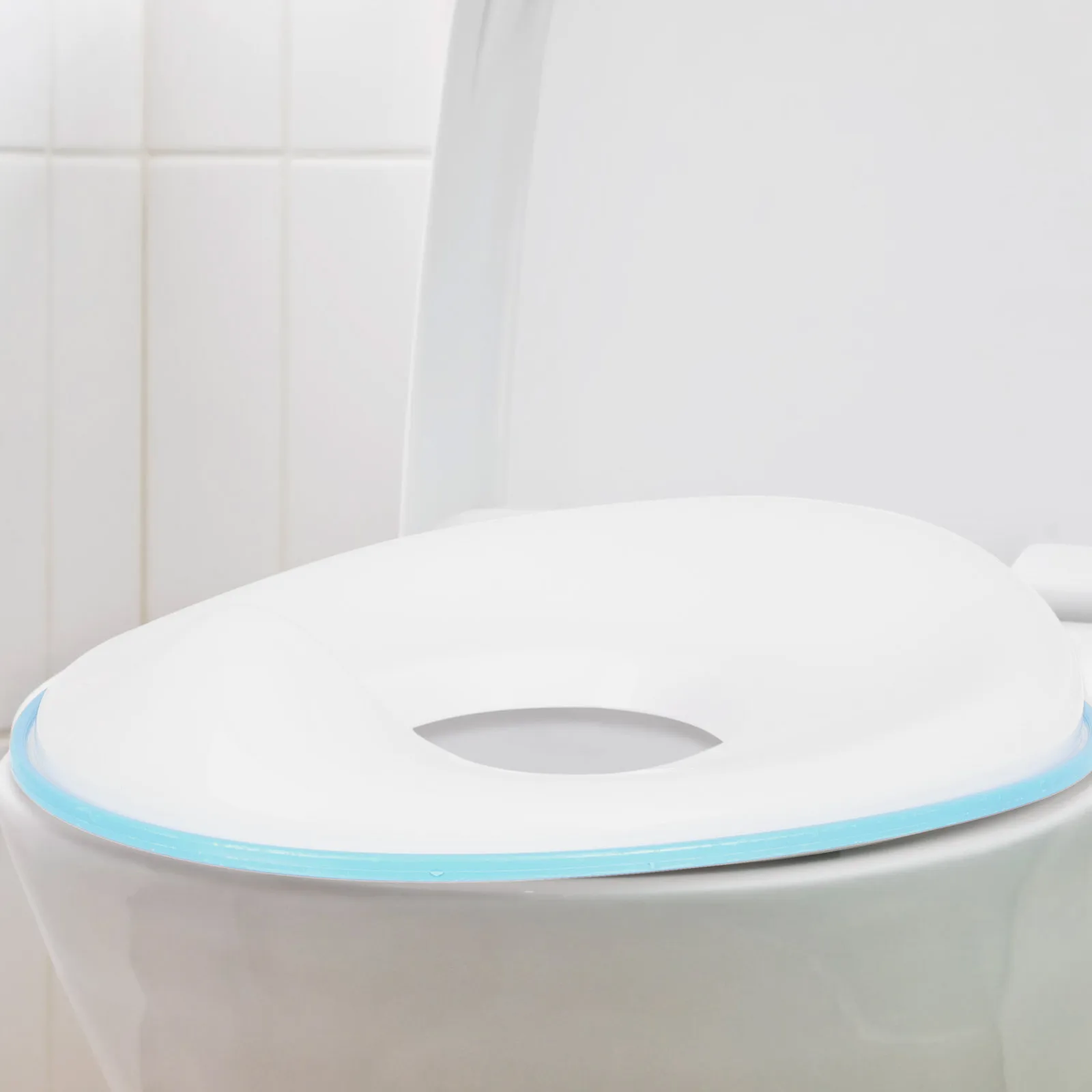 Sedile per vasino per bambini Sedile per WC portatile per neonati Anello per WC per bambini in morbido silicone per la sicurezza dei viaggi a casa