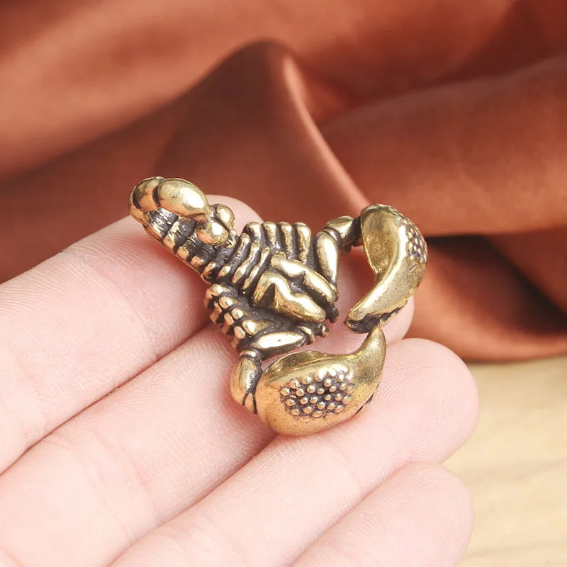 Pure Copper Mighty Scorpion Figurine Desktop Decor Ornaments Novelty brass Gothic Pendant for Keychain DIY Accessories Gift