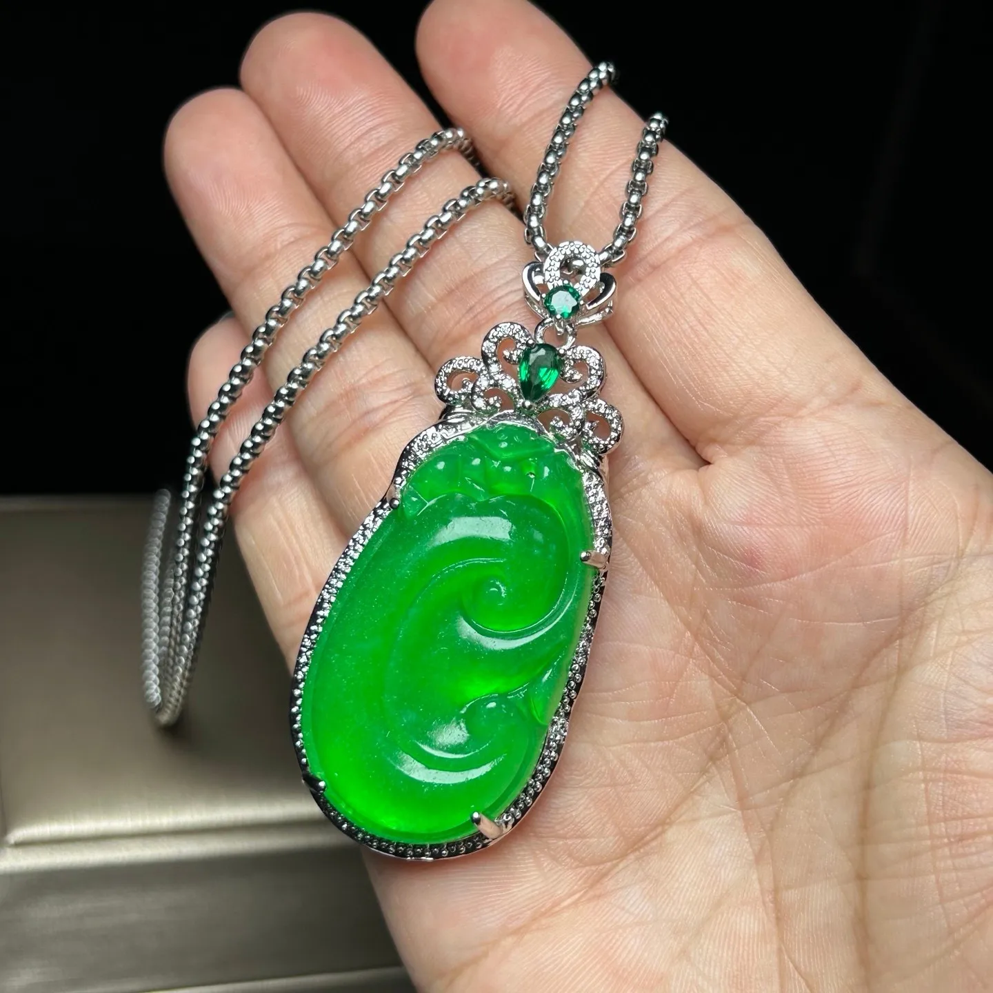 Real natural high Ice green Jade Jadeite amulet Pendant&Necklaces