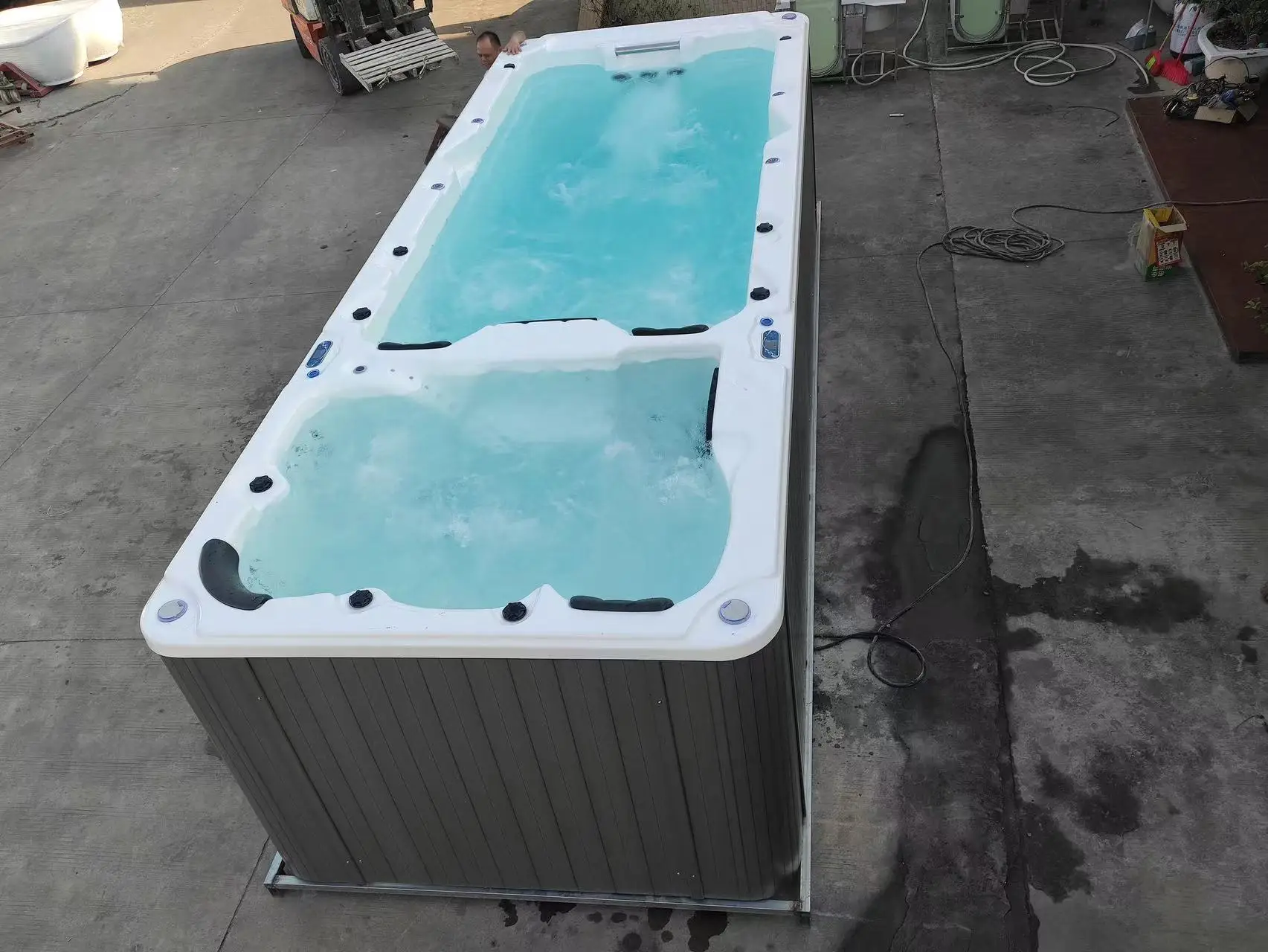 5850X2250X1500mm 8-Personen-Schwimmbad Whirlpool-Badewanne Acryl-Hydromassage Surfing-Massage-SPA H5850A