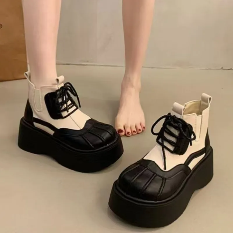 

Women's Boots 2026 New Brown Round Head High Top Shoes Autumn Winter Thick Sole Height Increasing Fashionable Motorcycle Boots
