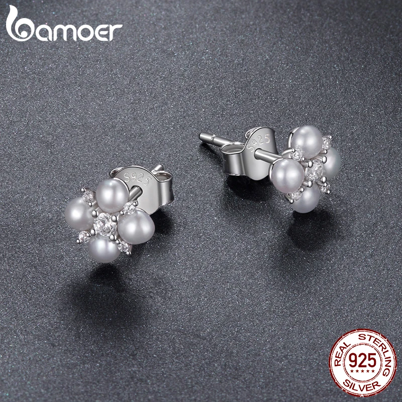 BAMOER Four-leaf Clover Moissanite Earrings, Pearl Studs