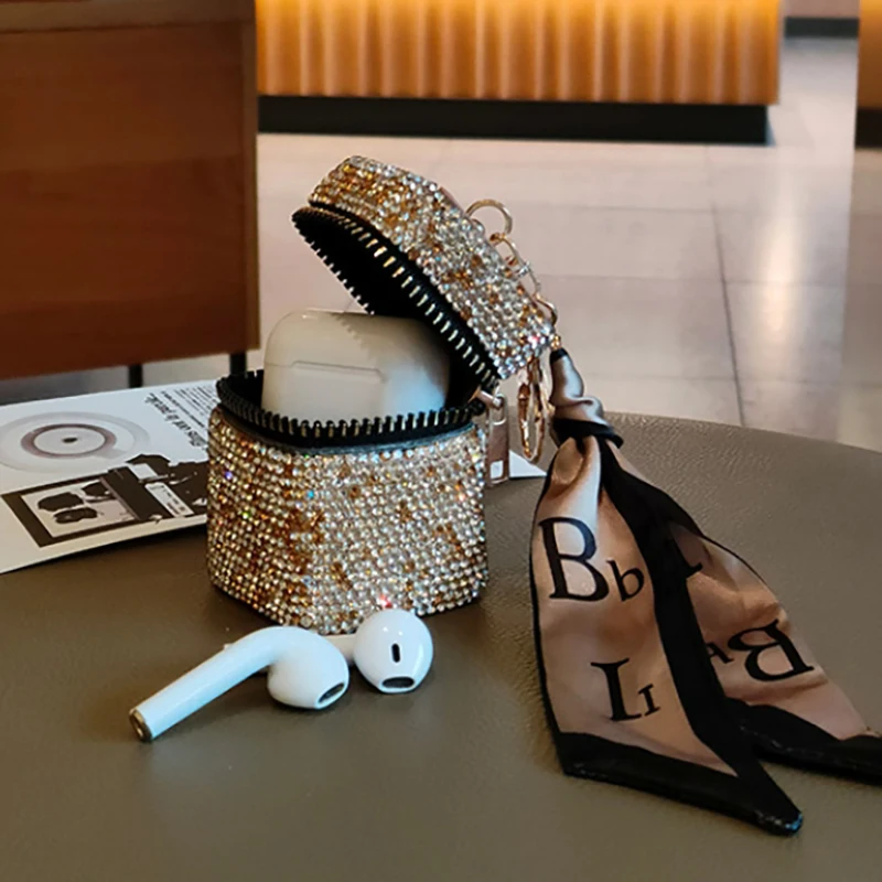 Mini bolso con colgante para auriculares para mujer, lápiz labial con incrustaciones de diamantes exquisitos, Bolso pequeño, monedero brillante lindo, llavero, regalo de verano