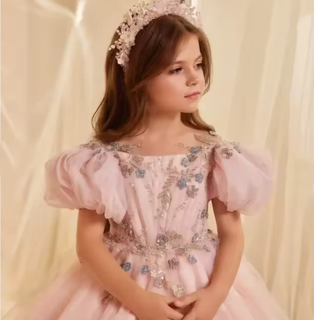 

Pink Lace Flower Girl Dress Baby Wedding Gown with Bow Kids Formal Wear for First Communion Customized Options Availa