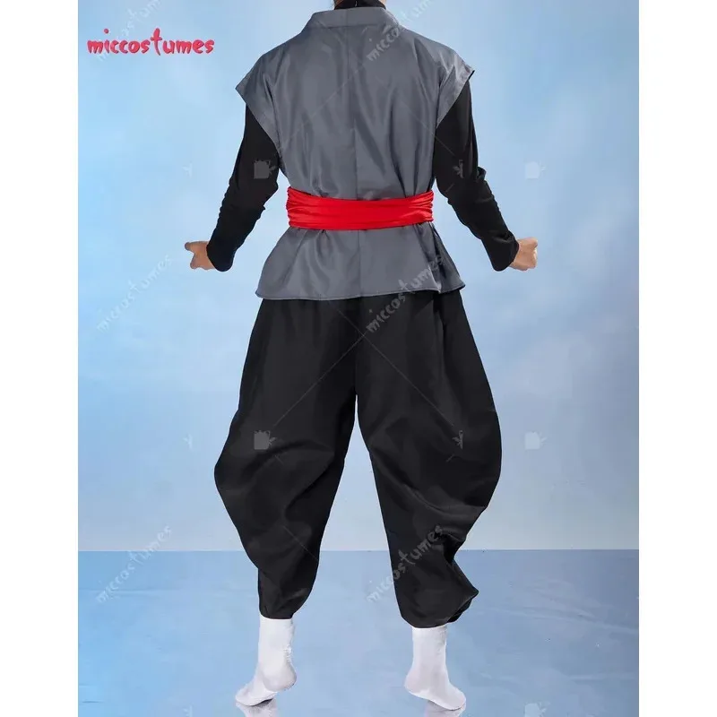 بدلة الكونغ فو للرجال من Miccostumes مع أقراط أزياء تنكرية سوداء للهالوين