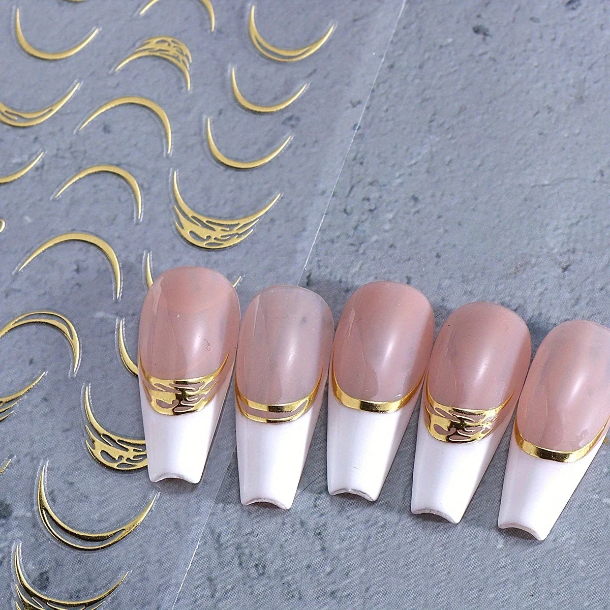 1 stks 3D Sparkle Vergulden Franse Kwastje Vorm Nail Sticker Goud Zilver Ster Maan Zelfklevende Decals Stempelen Manicure Decoratie