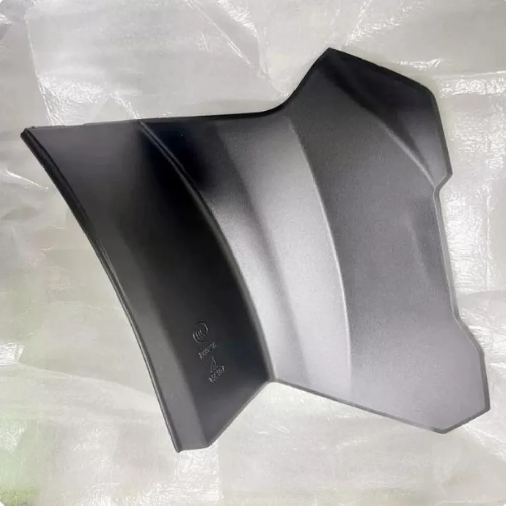 

LED Taillight Cover For Honda 2023-2024 HRV ZRV Rear Taillight Screw Hole Decorative Cover Outer Taillight Decorative Panel