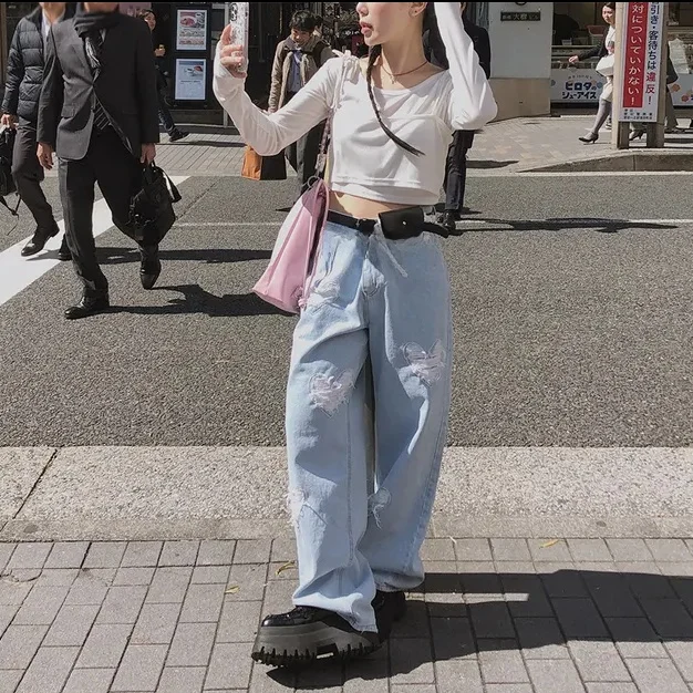 

Retro Heart Worn Denim Jeans Women Loose Straight Cut Versatile Anti-Aging Brued Frayed Wide Leg Long Trousers