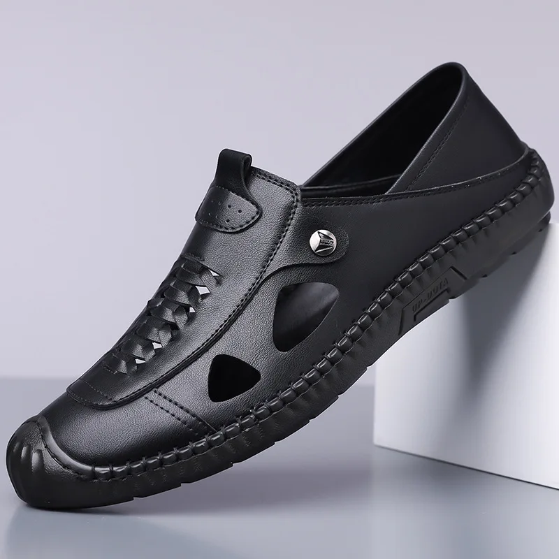 

2025 Summer New Hallow Leather Sandals for Men Solid Color Light Fashion Casual Beach Shoes Male Breathable Designer Sandals Man