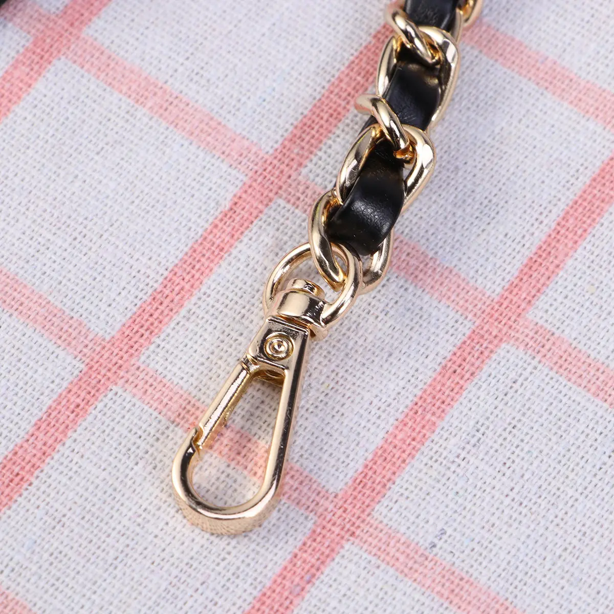 2Pcs Shoulder Bag Strap Metal Crossbody Bag Chain Strap Pendant Buckles Black Metal and PU Handbag Chain Replacement
