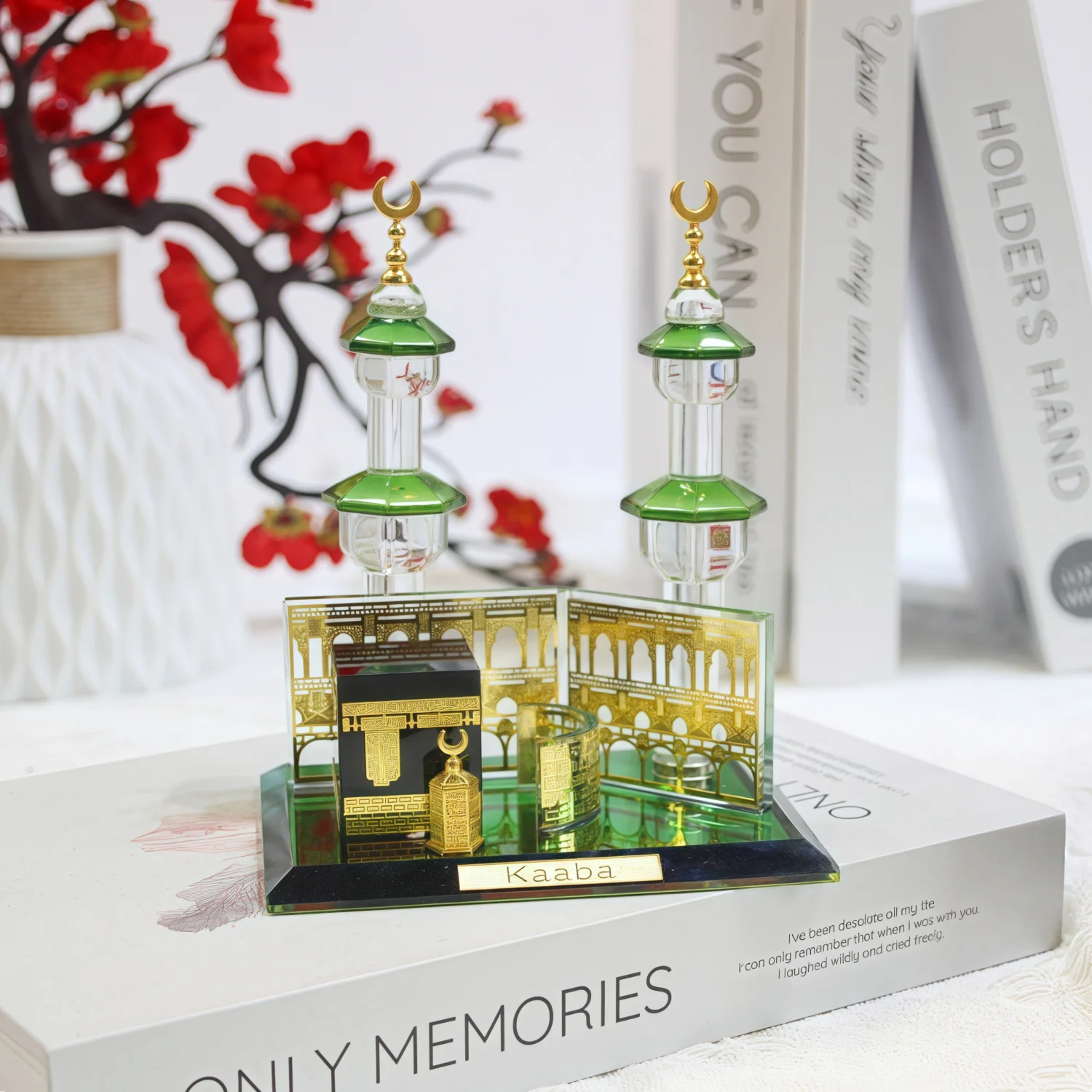Small, Lightweight, Mini Double-Pillar Tianfang Resin Desk Ornament for Corporate Office Desk Commemoration