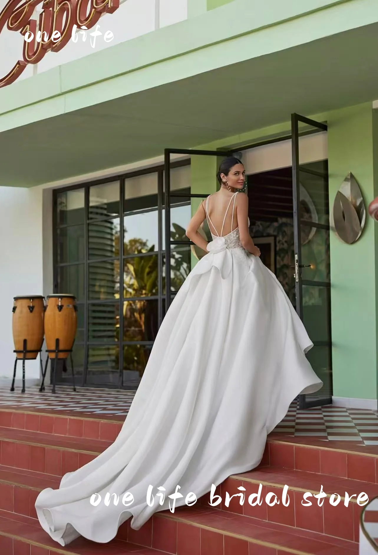 EEN LEVEN Aangepaste Elegante Sexy Boho V-hals Satijn Kant Trouwjurk met Zak voor Vrouwen Applicaties A-lijn Vestidos De Novia