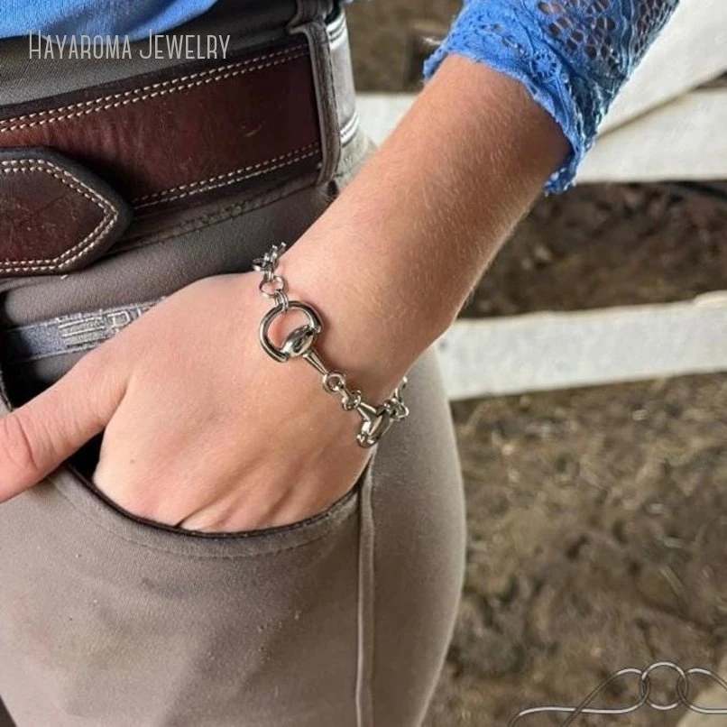 

10Pcs Horsebit Snaffle Bit Links Woven Cord Friendship Bracelet Equestrian Women Jewelry Gift