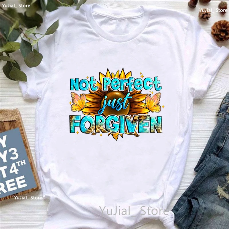 

Pray Butterfly Sunflower Leopard T Shirt Women Not Perfect Just Forgiven Graphic Printed Tshirt Girls Summer Fashion T-Shirt