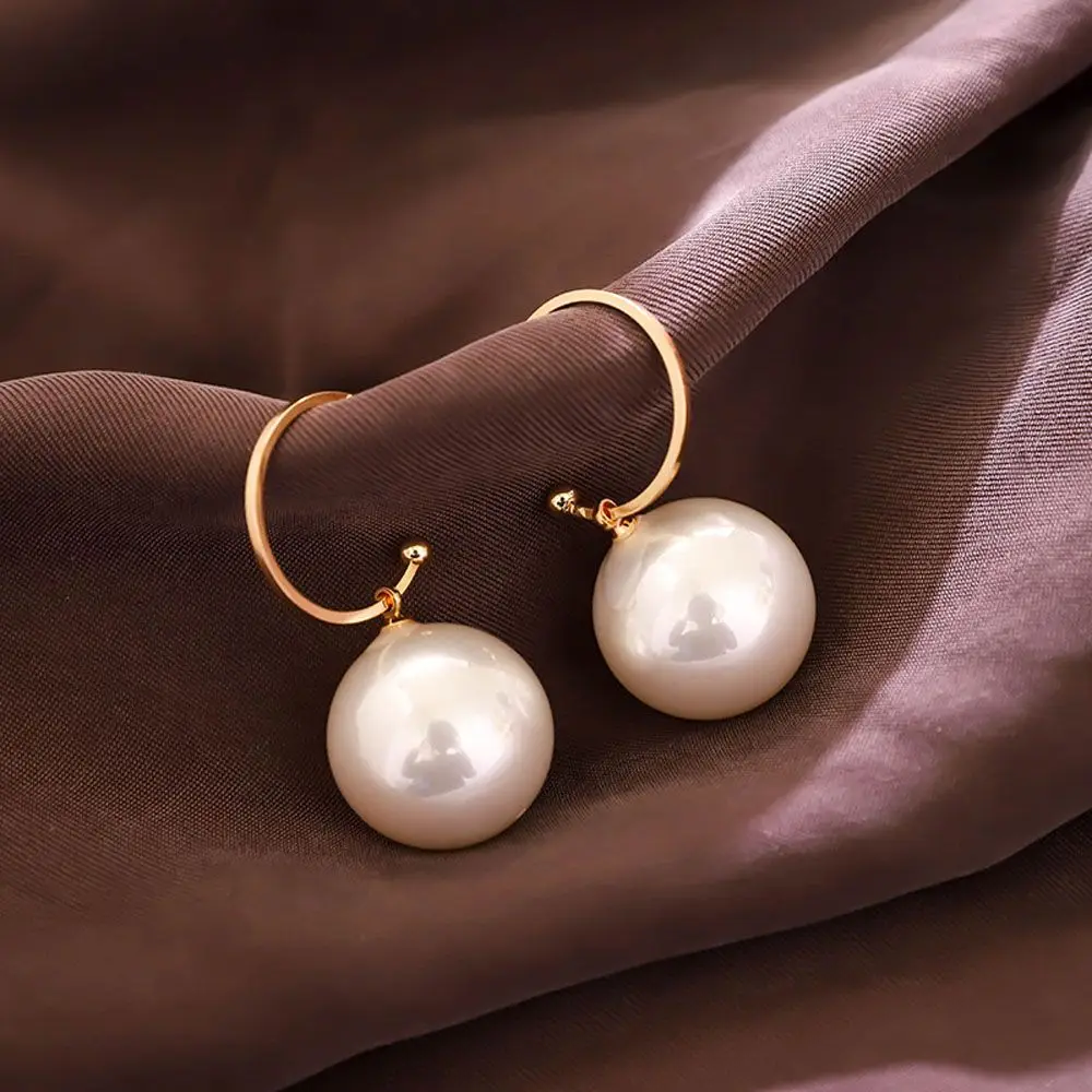 Personality Elegant Hoop Fashion  Accessories Pearl Bead White Big Ball Jewelry Dangle Earrings Drop Earrings Stud Earrings