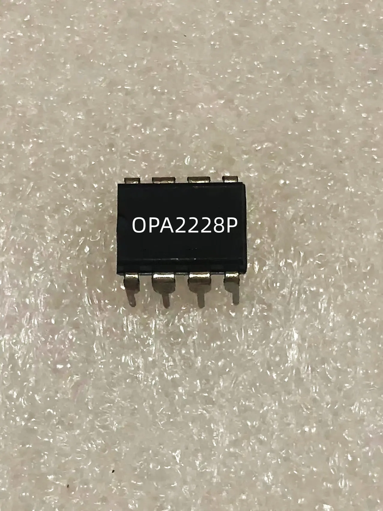 1PCS OPA2228P DIP8 Original Spot OPA2228P Professional Electronic Component Allocation Order