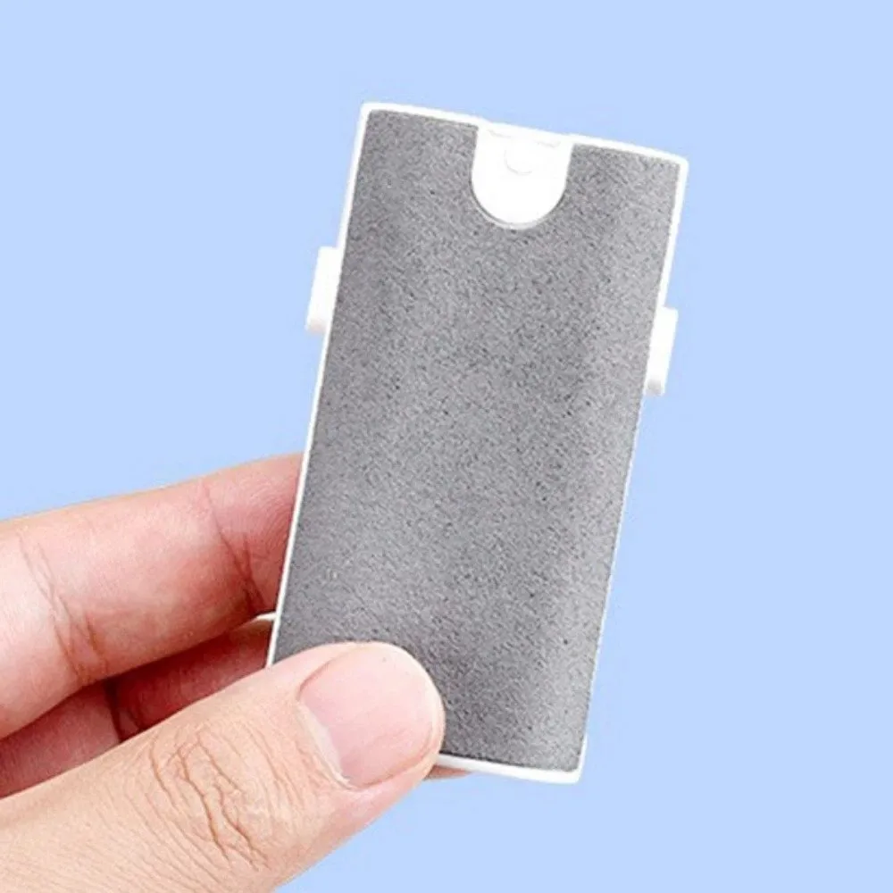 

5 in 1 Electronic Cleaning Set Portable Multipurpose Screen Cleaner Kit Convenient Lightweight Earphone Cleaning Pen Kit Lens