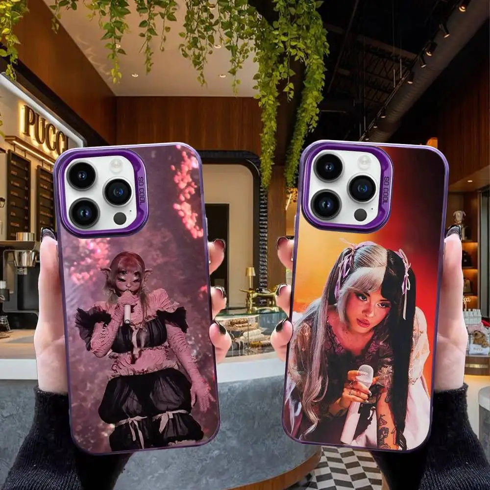 M-Melanie Singer MartinezS Capa de telefone para iPhone 17,16,15,14,13,12,11, Mini, Pro, E, SE4, XS, MAX Purple Candy Matte Cover