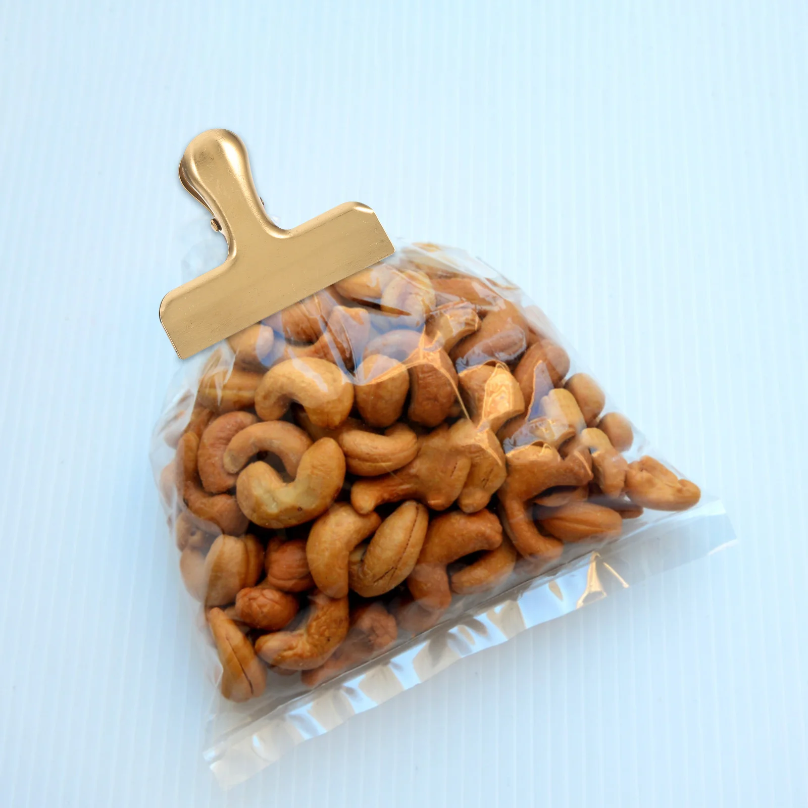 

5Pcs Japanese Design Stainless Steel Food Clips Strong Sealing Clamps for Snack Bags Moisture Proof Reusable Kitchen