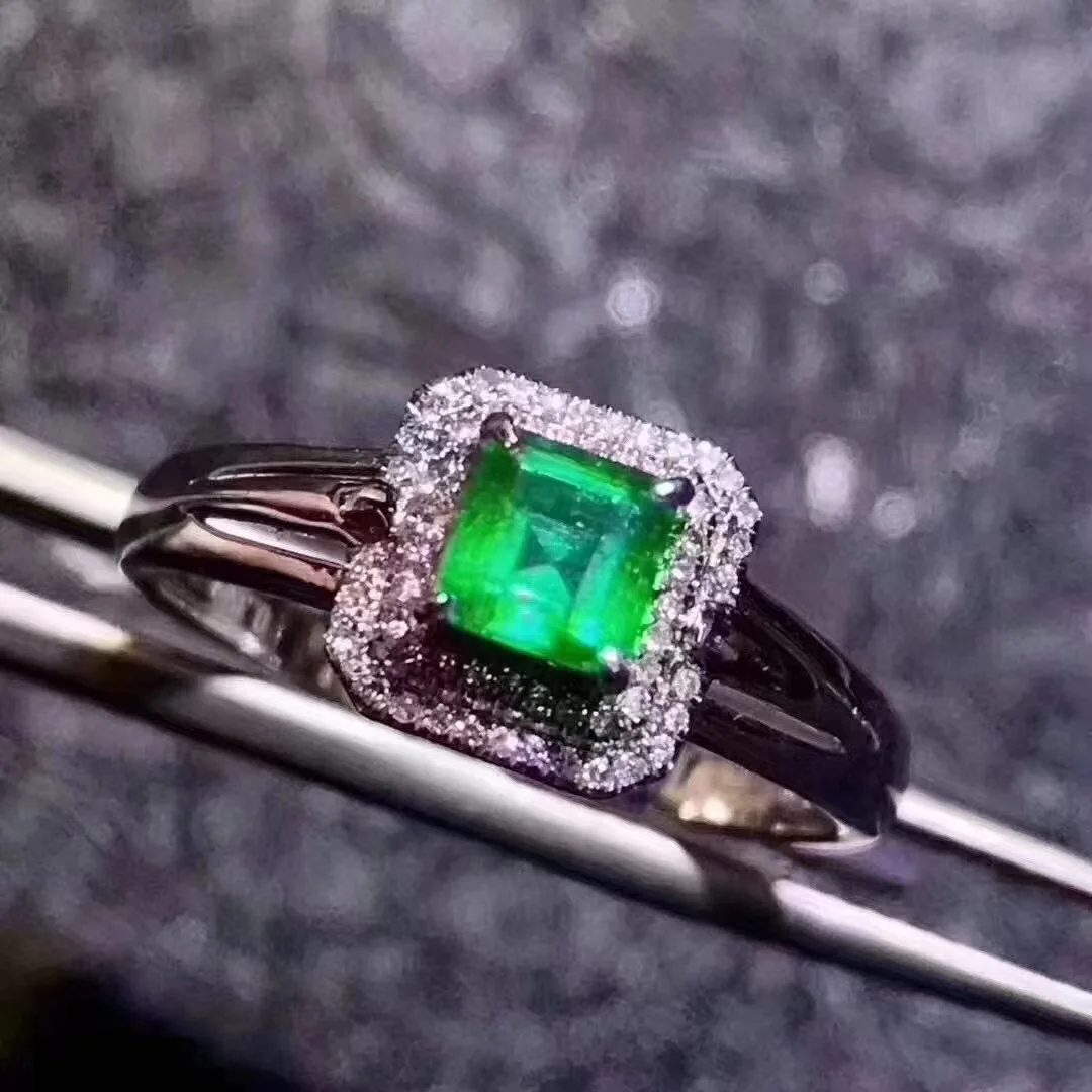 

KJJEAXCMY High End Women's Ring Natural Emerald S925 Silver with Electroplating Boasting High Clarity Full Brilliance Gift