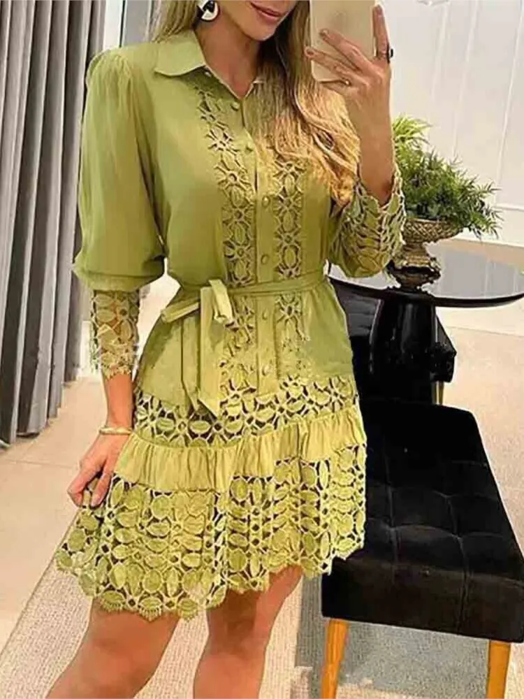 Wiosna Jesień Wydrążony Kwiatowy Jednolity Kolor Moda Casual Seksowna Koronkowa Naszywka Koszula Sukienka Mini Sukienka Y2k Impreza Wakacje Vestido