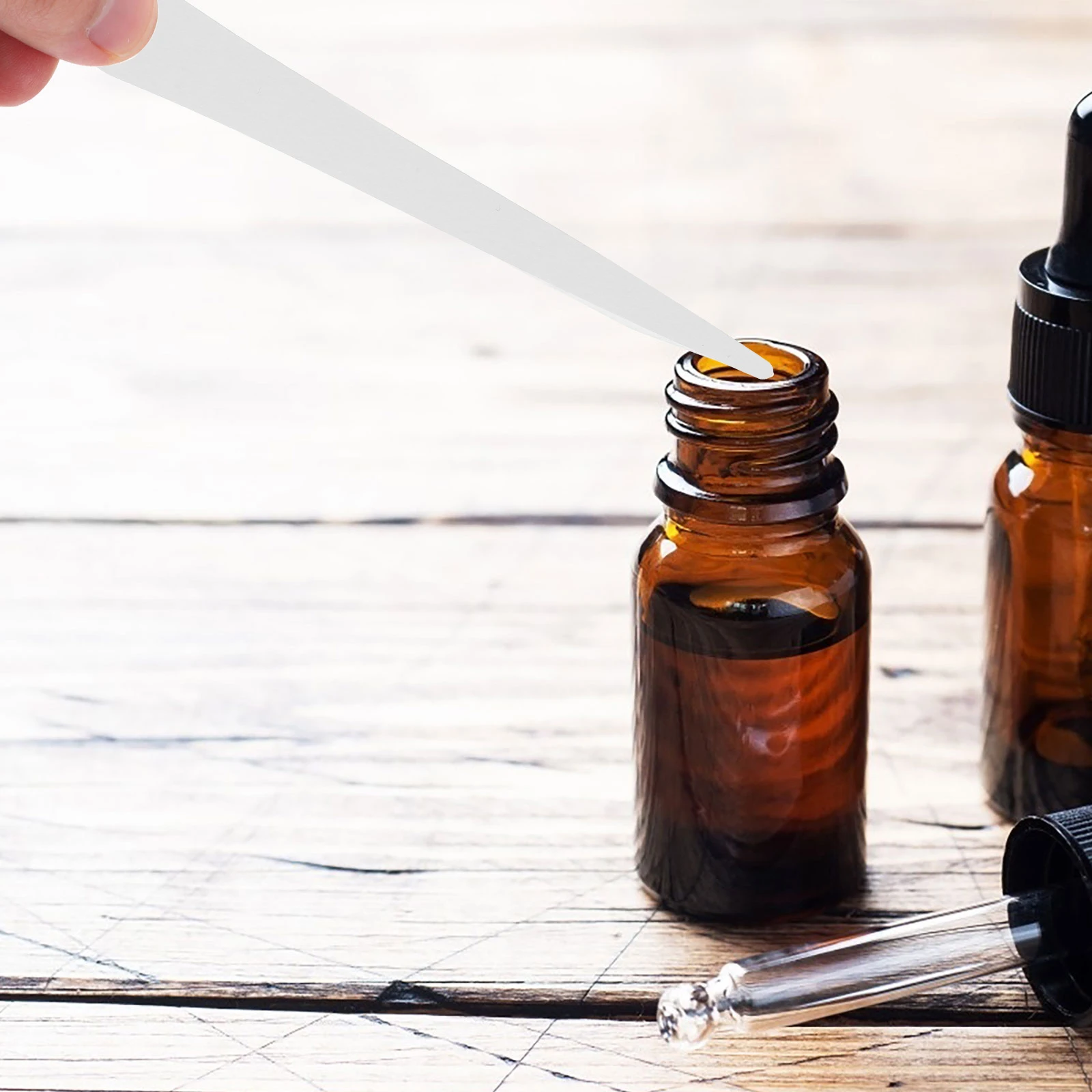 

300 Pcs Perfume Tasting Card Fragrance Paper Test Strips Scent Cards and Sniffing White Smelling