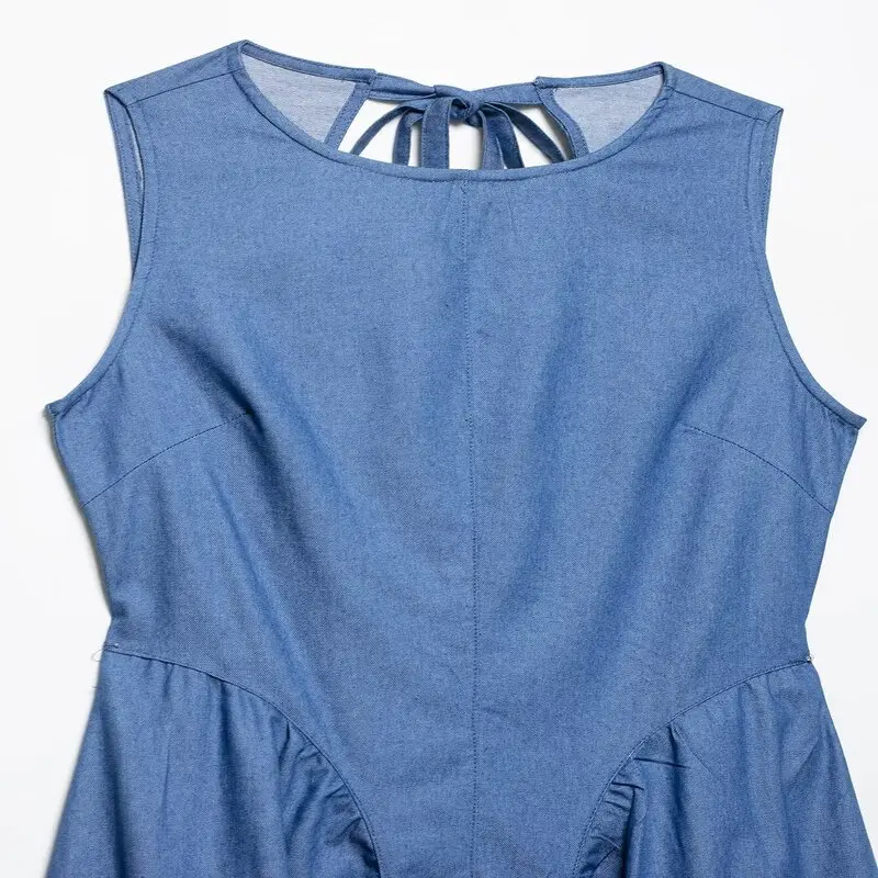 Letnia kolekcja 2025: Damskie długie spodnie jeansowe Dr Svel Ba z wycięciami, uniwersalny krój, do pracy, inne materiały 00%