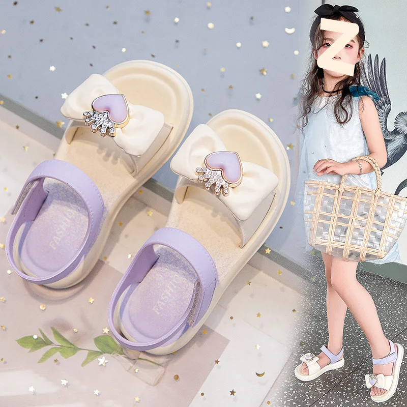 

Сандалии для девочек, новые летние детские туфли принцессы среднего размера, нескользящие милые пляжные сандалии с мягкой подошвой для маленьких девочек