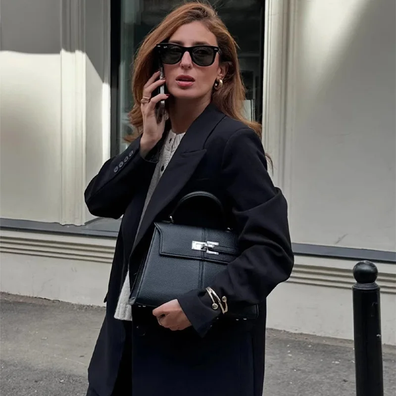 حقائب يد نسائية من الجلد على الموضة لعام 2025، وحقائب كروس بكتف واحد شبه منحرف ناعمة، وحقائب يد #6