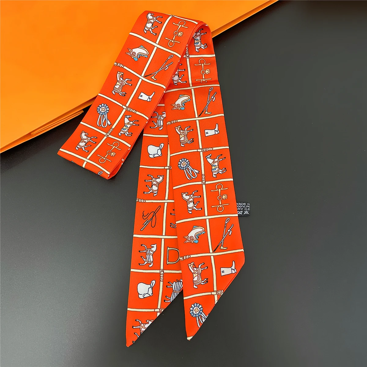 2024 Design Plaid Horse Scarf Women Luxury Brand Silk Scarf Fashion Foulard Skinny Bag Scarves Hair Headband Neckerchief