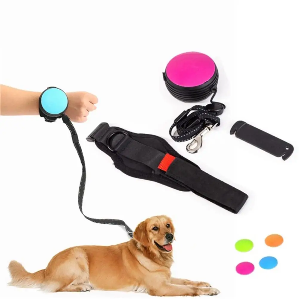 

Handsfree Wrist Retractable Dog Leash Pet Traction Rope Adjustable 3M Terrier Leash Belt Wrist Strap Running Jogging Dog Product