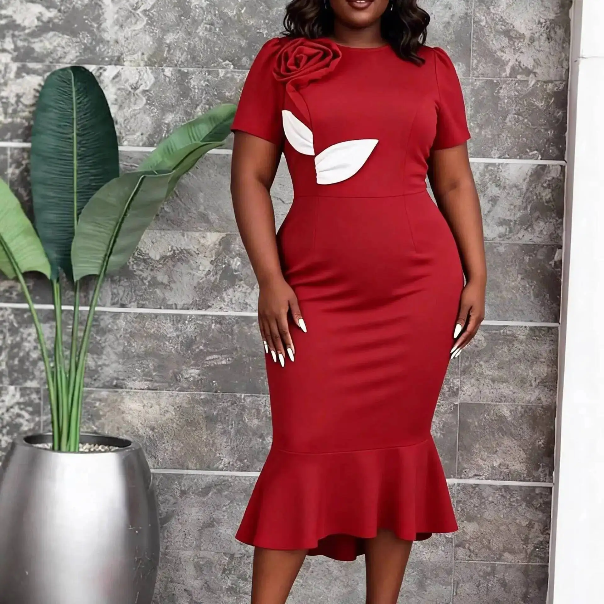 

Plus-size Red Three-dimensional Floral Short-sleeve Dress, Waist-cinching, Slimming, Bodycon Fishtail Midi Dress, Party Gown Y2K