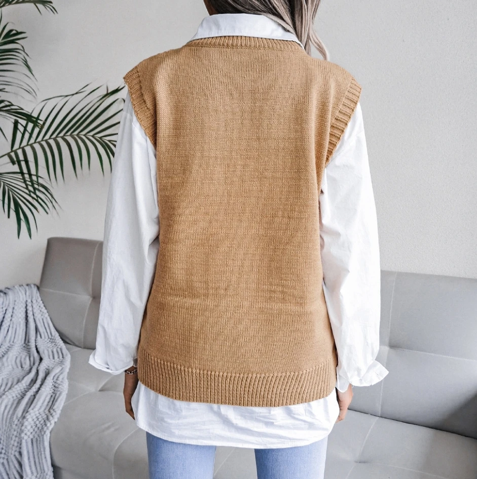 Round neck hollow leaf casual knitted vest sweater