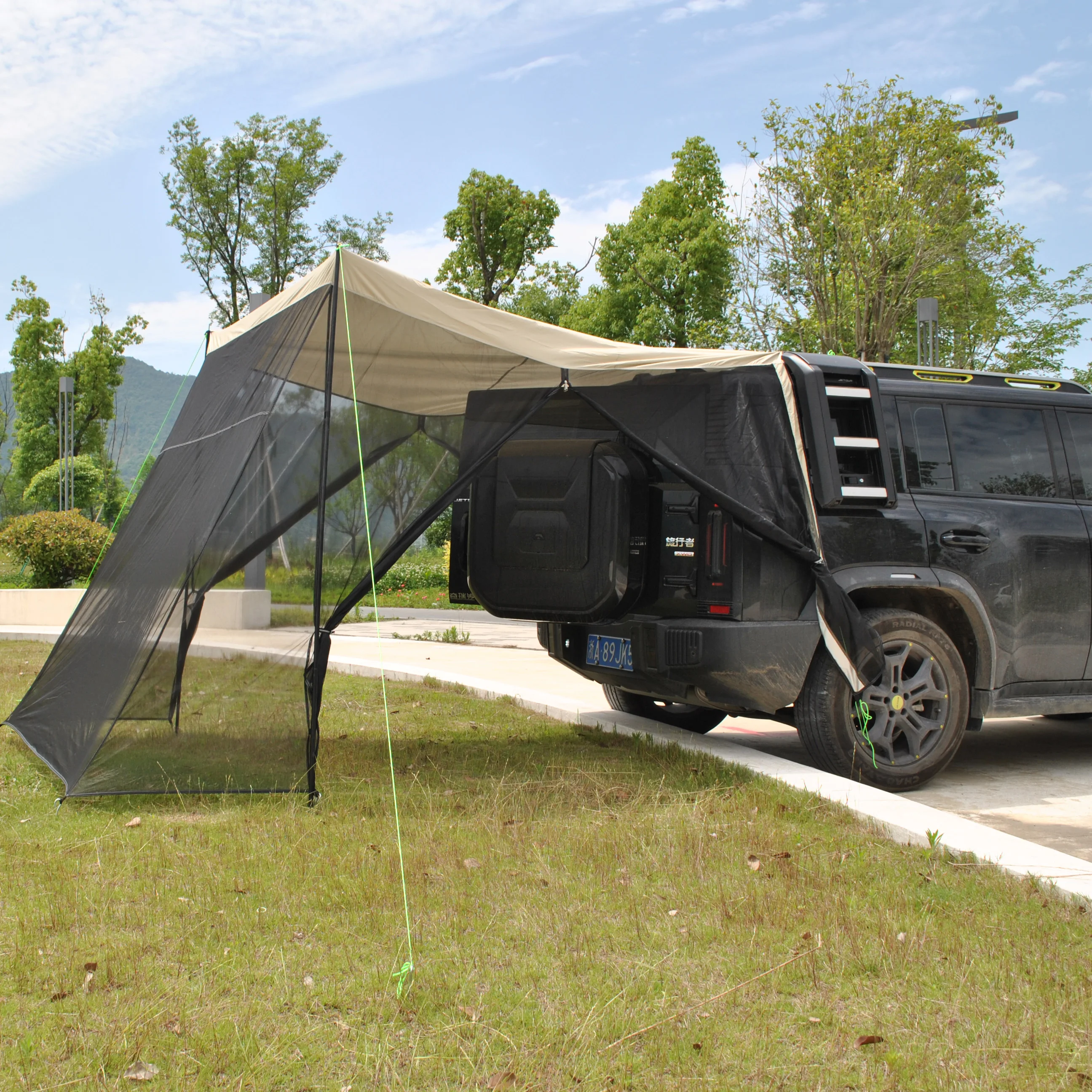 

Car Tent Car Awning Sun Shelter with Mosquito Net,Car Tent for Camping SUV,SUV Tents,Universal Car Rear Tent,Car Tailgate Tent