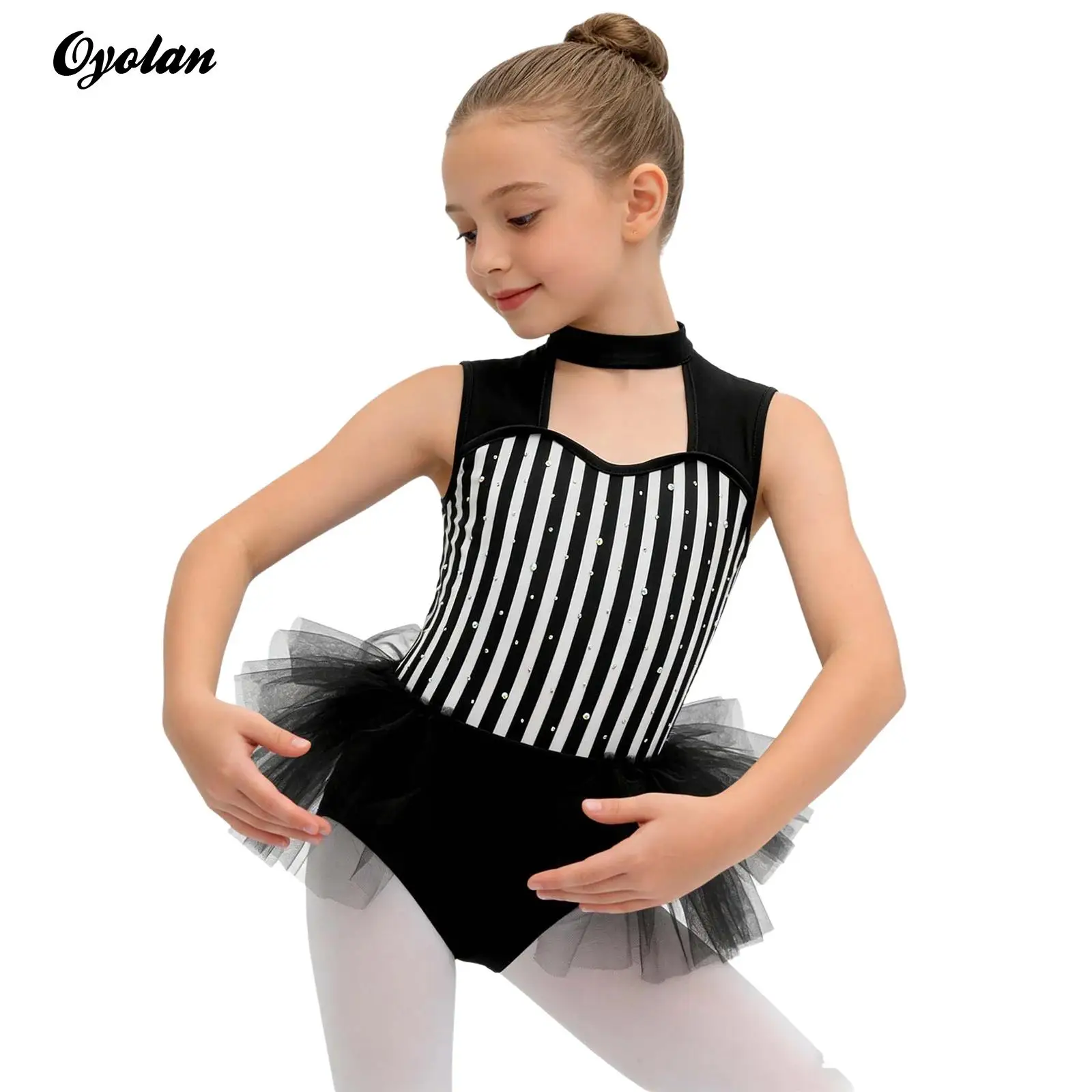 

Детский блестящий костюм для девочек: балетный трико с камнями, костюм циркового директора, комбинезон в полоску, боди с оборками